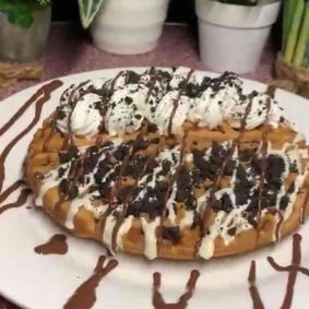 Oreo nutella waffle