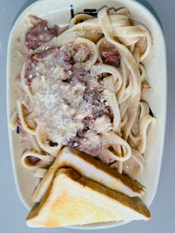Picture of Carbonara with Toasted Bread